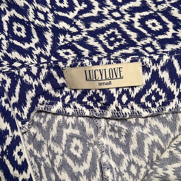 Lucy love, Blue and white shorts - Picture 4 of 4